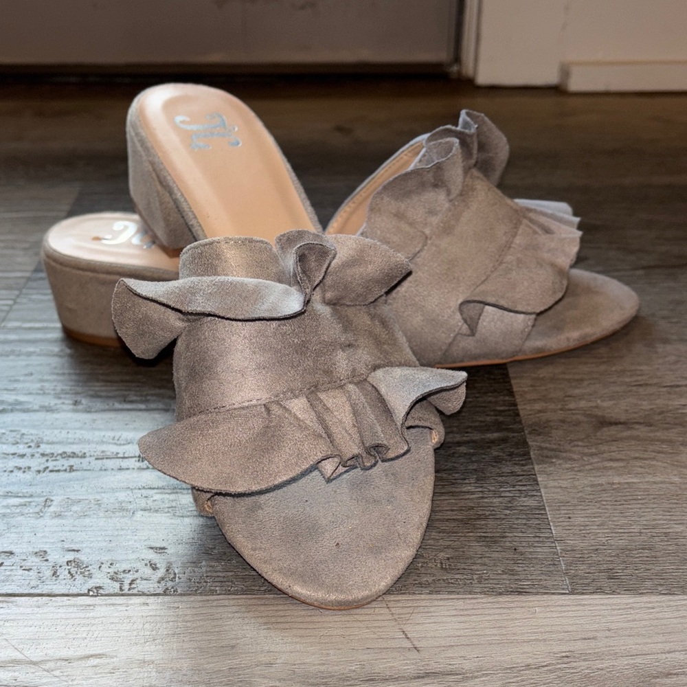 Gray Ruffle Slide Sandals